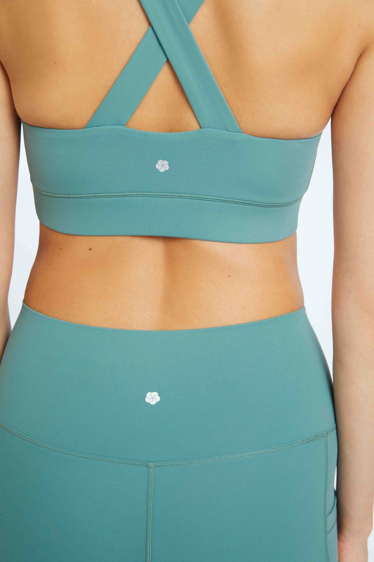 Cross Back Performance Bra