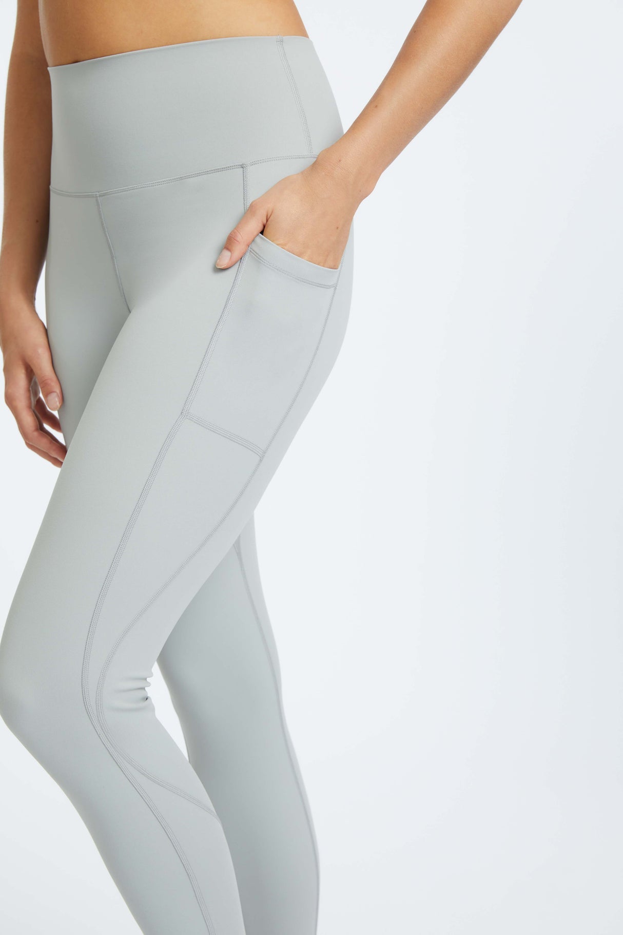 Curved Seam Side Legging